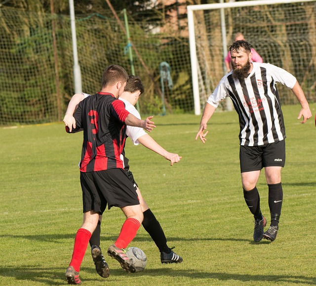 圍和反應時 圍和反應時